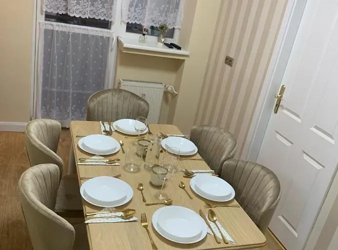 New Oldtown Near St Martin Cathedral, Ac, Balcony *