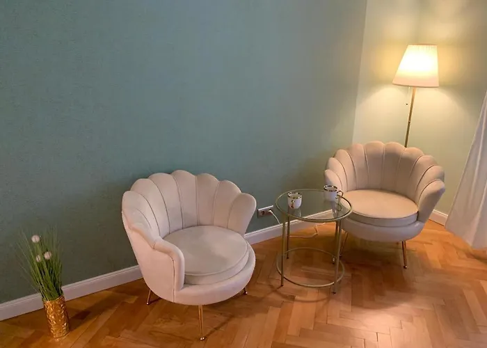 New Oldtown Near St Martin Cathedral, Ac, Balcony Apartmán