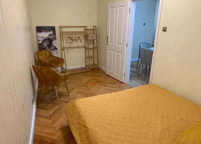 Appartement New Oldtown Near St Martin Cathedral, Ac, Balcony *