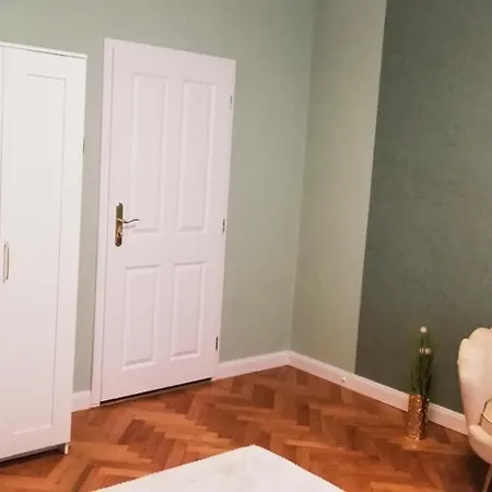 Apartament New Oldtown Near St Martin Cathedral, Ac, Balcony